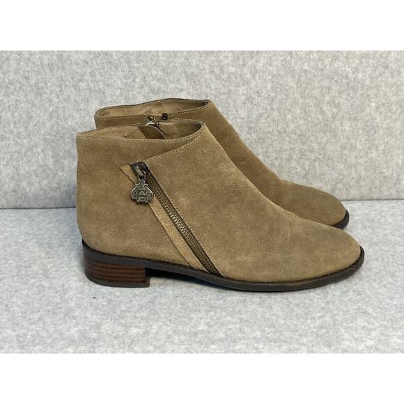 Women's BETTYE MULLER CONCEPT Round Toe Beige Suede Bootie 6.5 - Picture 4 of 12